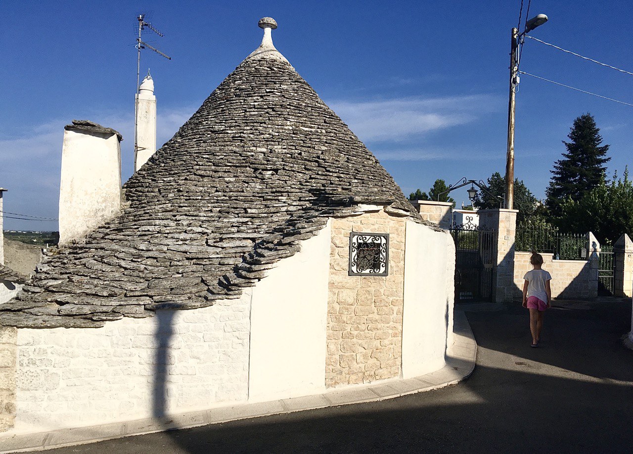 Alberobello - unikalių senovinių trulli architektūros miestas